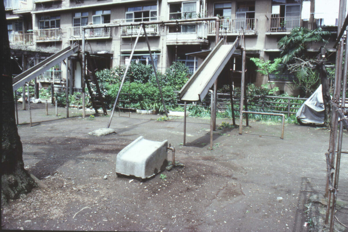 世界一楽しいすべり台、東京
撮影／藤森照信